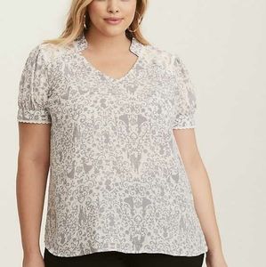 NWOT Torrid Disney Snow White Gry/Wht Damask top 3
